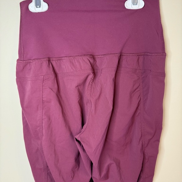 LULULEMON In Flux Crop Pants Plum 4 - Picture 10 of 11
